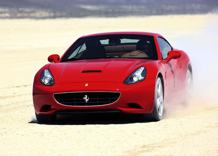 FERRARI RED CAR